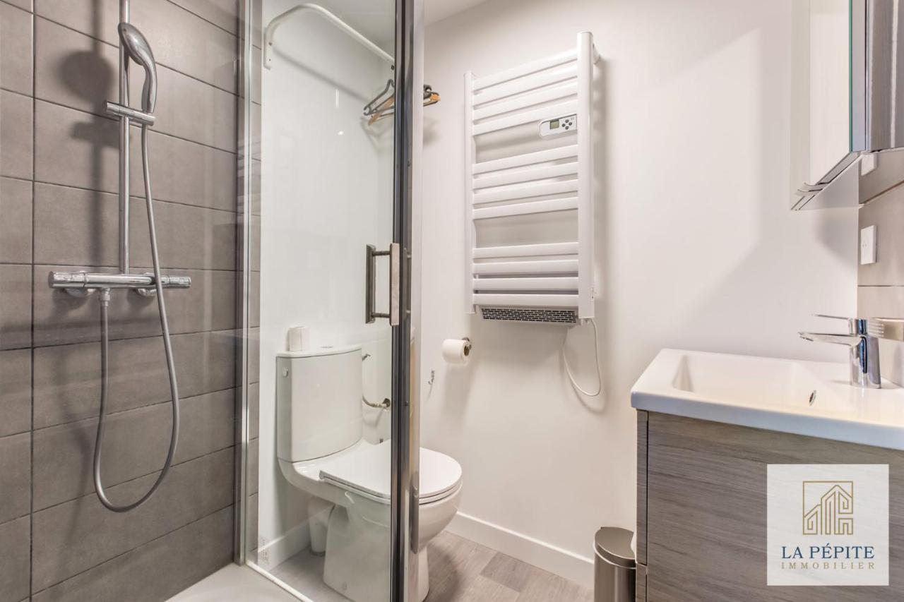 Residence Pasteur Валенсиен Екстериор снимка
