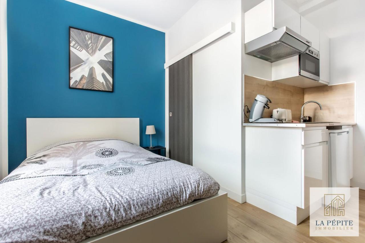 Residence Pasteur Валенсиен Екстериор снимка