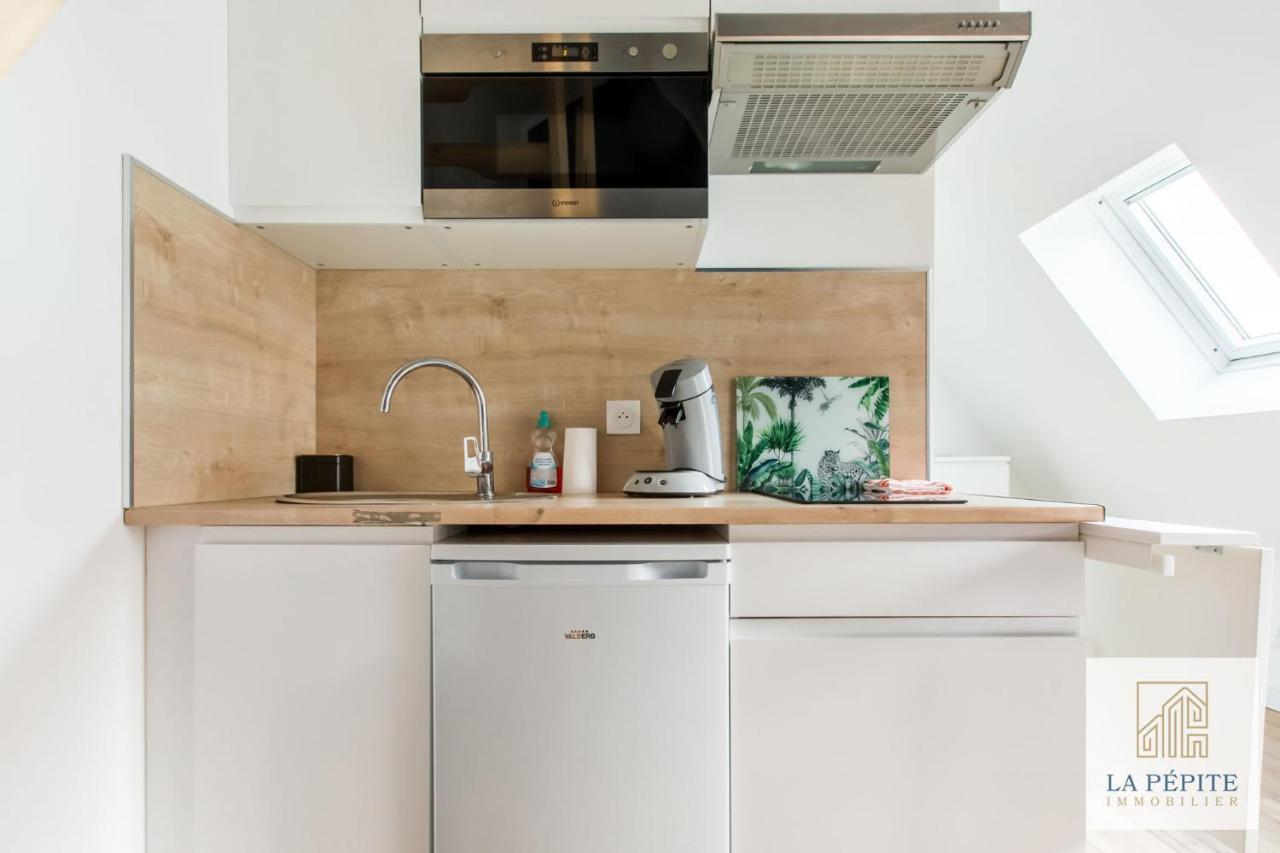 Residence Pasteur Валенсиен Екстериор снимка