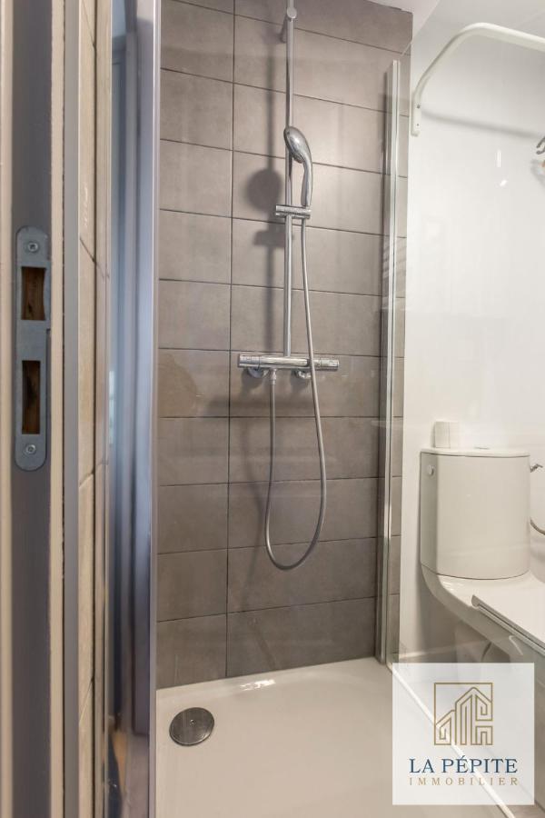 Residence Pasteur Валенсиен Екстериор снимка